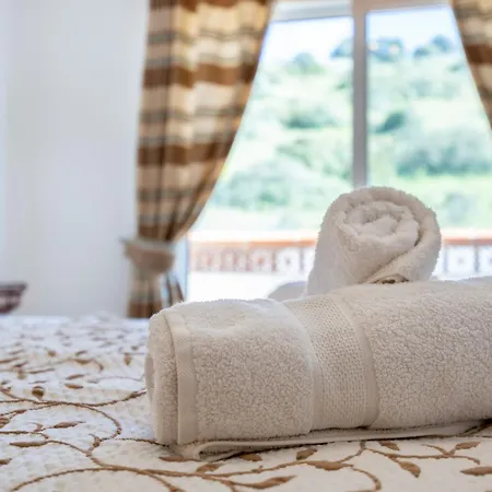 Coolhouses Algarve Burgau, 3 Bed W/ Plunge Pool, Close To Village Centre, Casa Boa Vida * Senhora da Luz