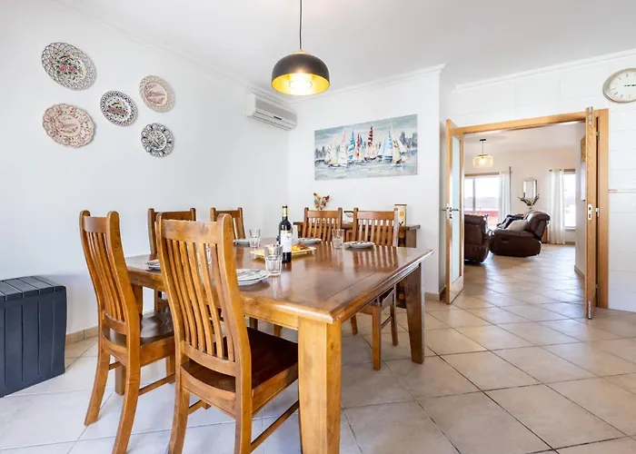 Vakantiehuis Coolhouses Algarve Burgau, 3 Bed W/ Plunge Pool, Close To Village Centre, Casa Boa Vida *