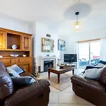 Coolhouses Algarve Burgau, 3 Bed W/ Plunge Pool, Close To Village Centre, Casa Boa Vida Σπίτι διακοπών *